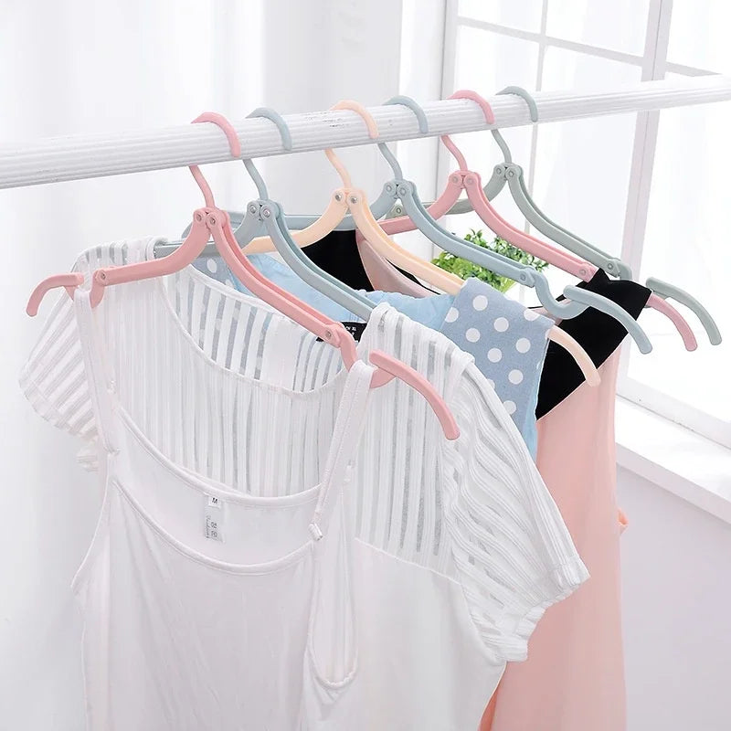 Foldable Travel Clothes Hanger